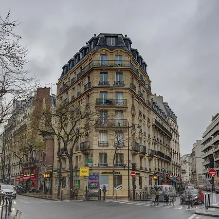 Caroline, F2 A Beaugrenelle *